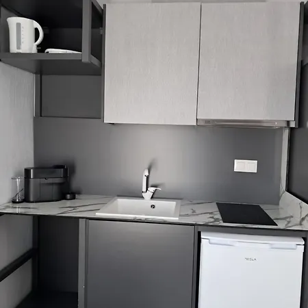 Nikos Vkl * Astris