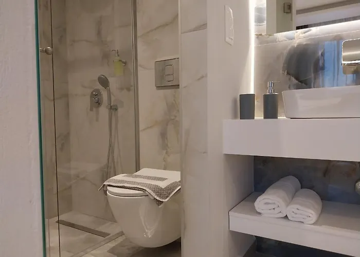 Βίλα Nikos Vkl *